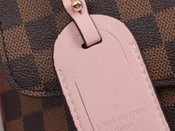 时尚新宠 图beaubourg手袋与广州服装鞋帽箱包的潮流融合